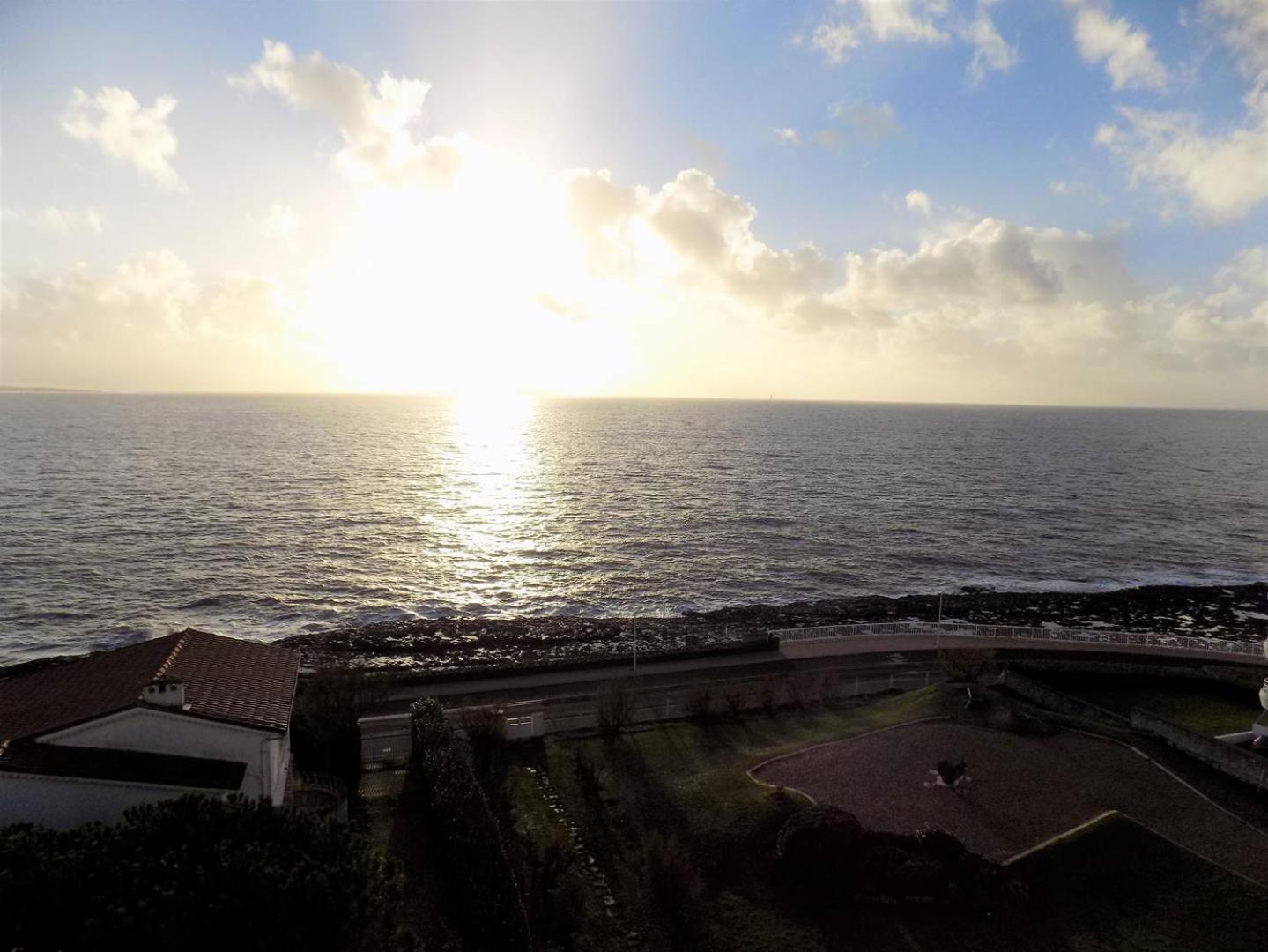 Royan - Pleine Vue Mer Pour Cet Appartement Classe 2 Etoiles - Les Tamaris Zewnętrze zdjęcie